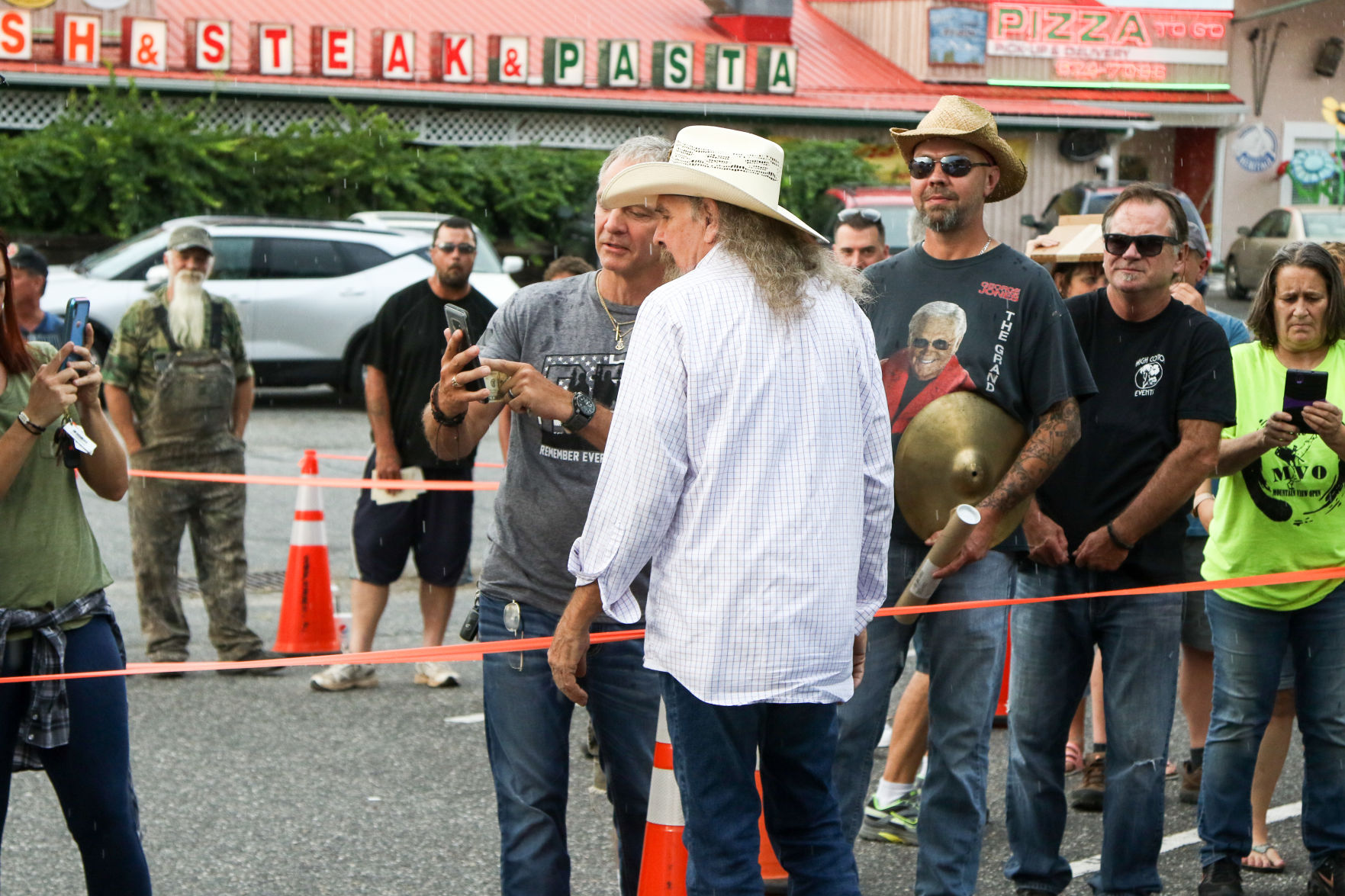 Artimus Pyle Band meet & greet @ Myras Valdese 8_2_19-6573.JPG